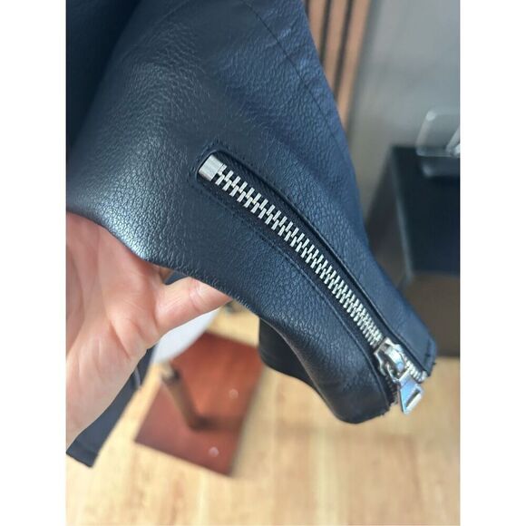 Express faux leather dark blue jacket size small motto rock like style - Picture 9 of 9